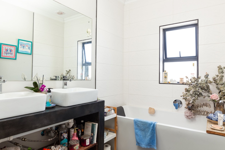 3 Bedroom Property for Sale in Laaiplek Western Cape